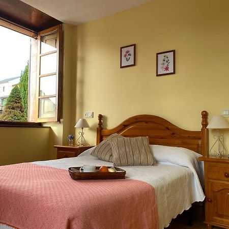 Ahio San Martin, Apartamentos Rurales Casa De La Villa Сан-Мартин-де-Оскос Экстерьер фото