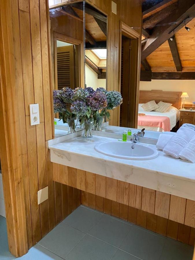 Ahio San Martin, Apartamentos Rurales Casa De La Villa Сан-Мартин-де-Оскос Экстерьер фото
